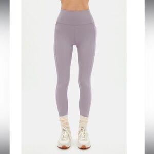 Girlfriend Collective Pocket Leggings in Macaron